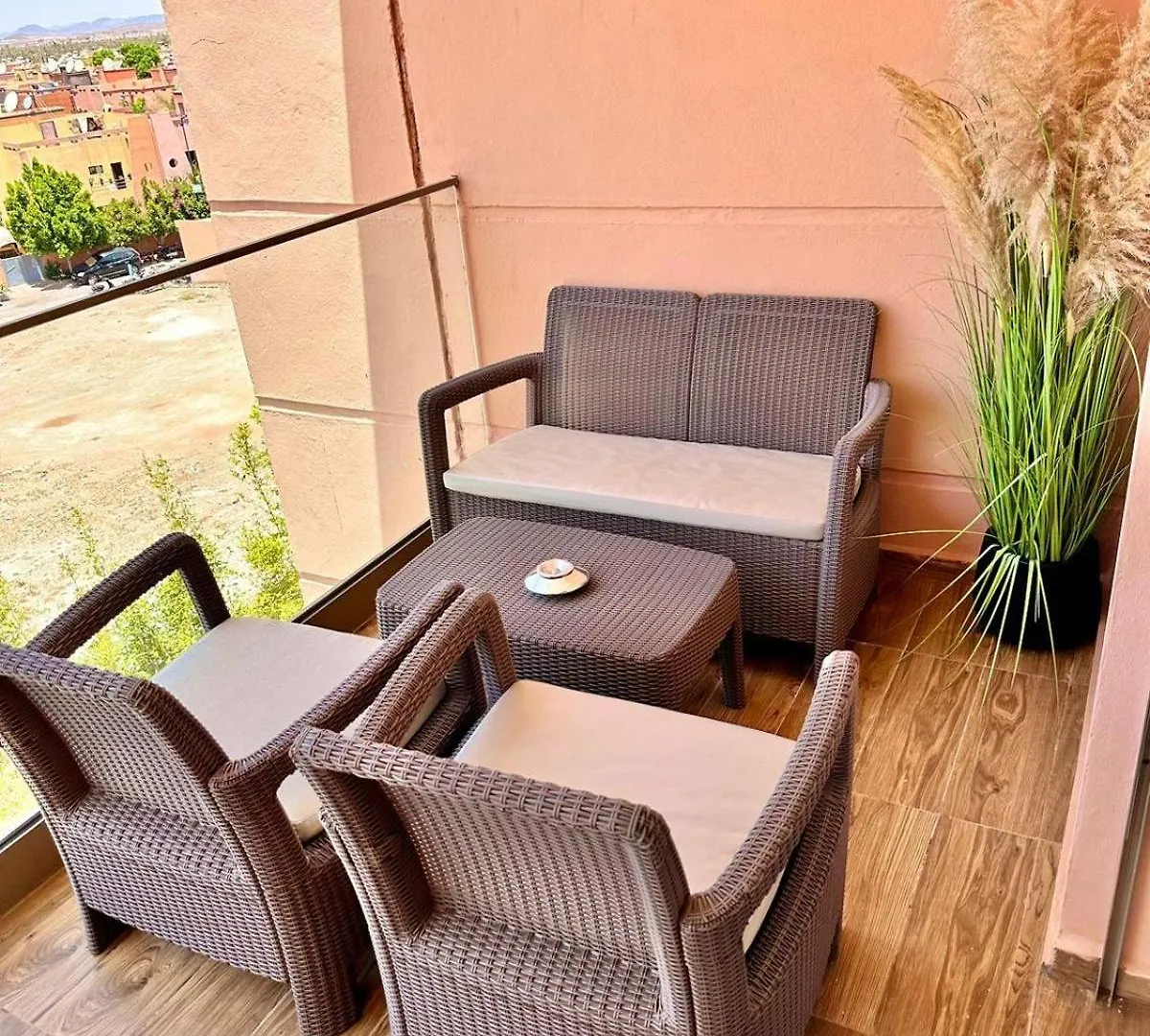 Appartement Luxueux Avec Piscine 10 Minutes Du Centre Ville Marrakesh
